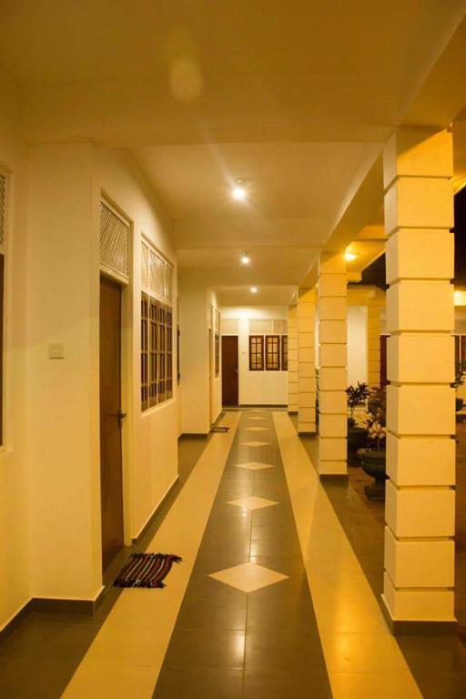 Hotel Senora Kataragama Exterior foto
